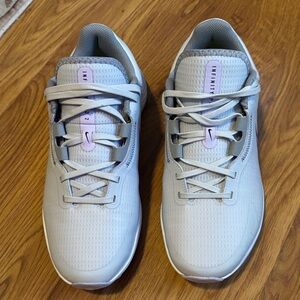 Nike Infinity Running Shoes - Light Gray